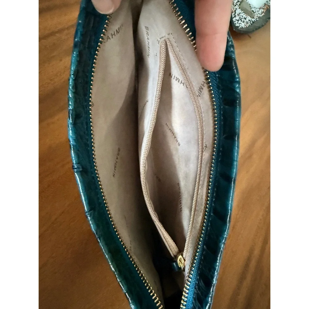 Brahmin Melbourne Peacock Blue Croc Embossed Leather Wristlet Clutch Wallet